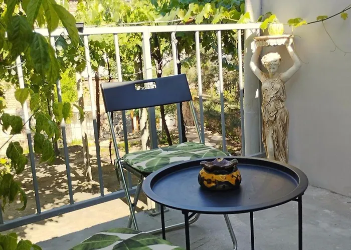 Dream Hill Nest-boho Vintage Hideaway Apartment Plovdiv