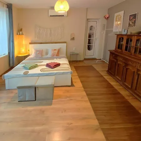 Апартаменты Dream Hill Nest-boho Vintage Hideaway *